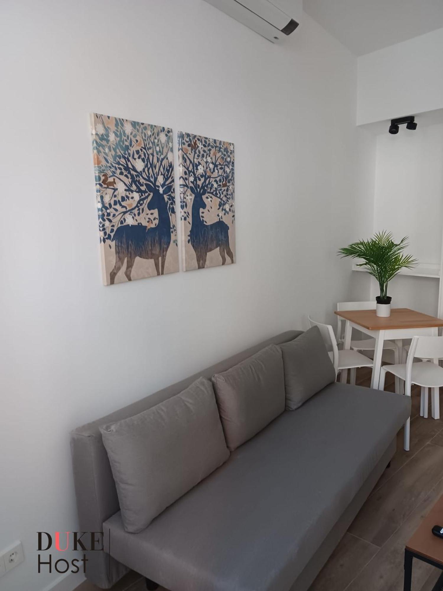 Francos Rodriguez1 Apartments Madrid Exteriör bild